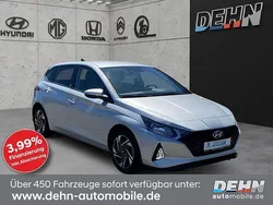 Silber Gebraucht 2021 Hyundai i20 Edition Limousine | 15.970 € (Fairer Preis)