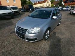 Silber Gebraucht 2010 VW Jetta Freestyle Limousine | 5.900 € (Fairer Preis)