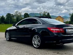 Schwarz Gebraucht 2012 Mercedes E350 Coupé | 12.000 € (Fairer Preis)