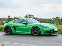Grün Gebraucht 2021 Porsche Cayman GTS Coupé | 75.800 € (Etwas zu teuer)