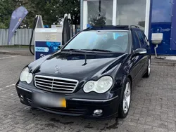Blau Gebraucht 2005 Mercedes C230 Avantgarde Kombi | 5.400 €