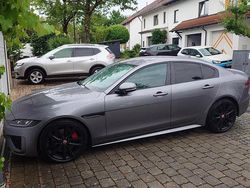 Grau Gebraucht 2020 Jaguar XE SE Limousine | 22.999 € (Fairer Preis)