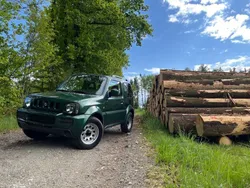 Grün Gebraucht 2009 Suzuki Jimny Comfort SUV | 12.200 € (Teuer)