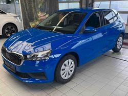 Blau Gebraucht 2022 Skoda Fabia Active Limousine | 11.990 € (Guter Preis)