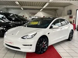 Pearl white multicoat Gebraucht 2022 Tesla Model 3 Performance Limousine | 33.849 € (Etwas zu teuer)