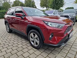Tokiorot perleffekt Gebraucht 2021 Toyota RAV4 Hybrid Team SUV | 33.780 € (Etwas zu teuer)