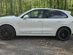 Porsche Cayenne GTS