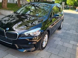 Schwarz Gebraucht 2021 BMW 216 Gran Tourer Performance Van / Kleinbus | 18.799 € (Fairer Preis)