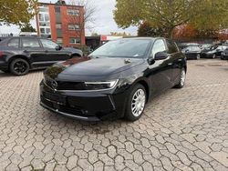 Schwarz Gebraucht 2023 Opel Astra Elegance Limousine | 16.490 € (Fairer Preis)