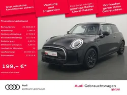 Midnight black Gebraucht 2023 Mini Cooper Classic Kleinwagen | 23.488 € (Fairer Preis)