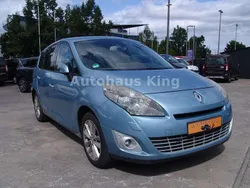 Blau Gebraucht 2010 Renault Scénic III Luxe Van / Kleinbus | 2.880 € (Guter Preis)