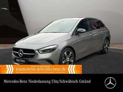 Grau Gebraucht 2024 Mercedes B220 Night Van / Kleinbus | 35.990 € (Guter Preis)