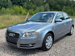 Grau Gebraucht 2006 Audi A4 Limousine | 1.900 € (Superpreis)