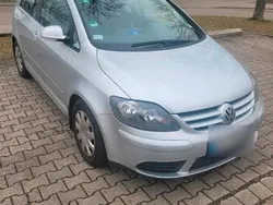 Grau Gebraucht 2005 VW Golf V Kombi | 1.300 €