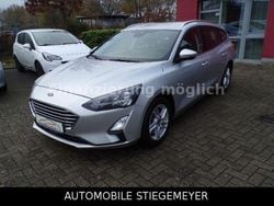 Silber Gebraucht 2021 Ford Focus Cool & Connect Kombi | 14.450 € (Guter Preis)