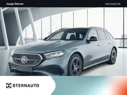 Metalliclack verdesilber Gebraucht 2024 Mercedes E300 AMG Kombi | 57.780 €
