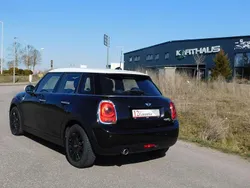Midnight black metallic Gebraucht 2016 Mini Cooper D Kleinwagen | 13.890 € (Etwas zu teuer)