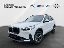 Weiß Neu 2025 BMW X1 Exclusive SUV | 41.490 € (Guter Preis)