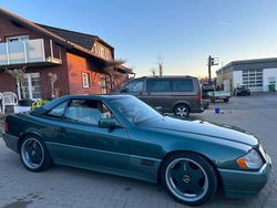 Grün Gebraucht 1994 Mercedes SL300 Cabrio | 12.000 €