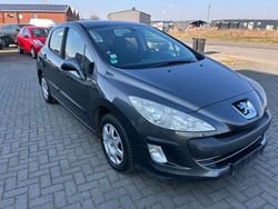 Grau Gebraucht 2008 Peugeot 308 Tendance Limousine | 2.480 € (Fairer Preis)