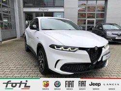 Weiss Gebraucht 2024 Alfa Romeo Tonale Veloce SUV | 34.990 € (Teuer)