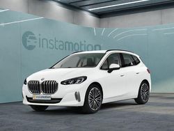 Weiß Gebraucht 2024 BMW 218 Active Tourer Luxury Line Van / Kleinbus | 35.350 € (Teuer)