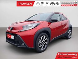 Chilli red/black Neu 2025 Toyota Aygo Kleinwagen | 19.985 €