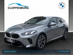Skyscraper grau Neu 2025 BMW 116 M Sport Kleinwagen | 34.290 € (Fairer Preis)