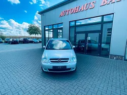 Silber Gebraucht 2004 Opel Meriva Cosmo Van / Kleinbus | 2.499 € (Fairer Preis)