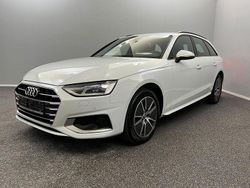 Weiß Gebraucht 2020 Audi A4 Ambiente Kombi | 20.999 € (Fairer Preis)