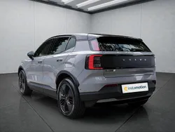 Grau Gebraucht 2025 Volvo EX30 SUV | 55.299 €