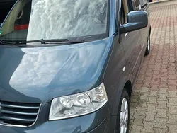 Grau Gebraucht 2005 VW T5 Van | 15.990 € (Teuer)