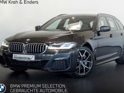 Grau Gebraucht 2022 BMW 540 Shadowline Kombi | 43.490 € (Guter Preis)