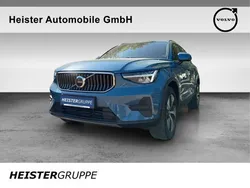Blau Gebraucht 2022 Volvo XC40 Core SUV | 32.890 € (Fairer Preis)