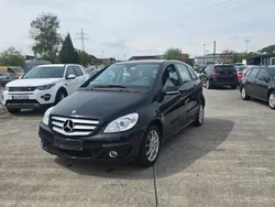 Schwarz Gebraucht 2008 Mercedes B200 Van / Kleinbus | 3.999 € (Fairer Preis)