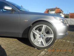 Silber metallic Gebraucht 2004 BMW 525 Kombi | 13.499 €