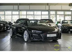 Schwarz Gebraucht 2023 Audi R8 Spyder Performance Cabrio | 199.990 €