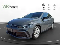 Grau Gebraucht 2023 VW Golf VIII R-line Limousine | 29.990 € (Superpreis)