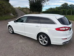 Weiß Gebraucht 2015 Ford Mondeo Titanium Kombi | 14.500 € (Guter Preis)