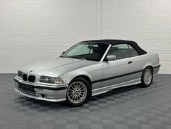 Silber Gebraucht 2000 BMW 320 Cabriolet M Sport Cabrio | 15.900 €