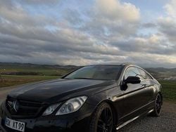 Schwarz Gebraucht 2010 Mercedes 350 Coupé | 12.000 € (Guter Preis)
