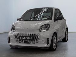 Bodypanels in white Gebraucht 2021 Smart ForTwo Electric Drive Coupé | 8.980 € (Guter Preis)