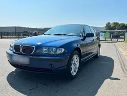 Blau Gebraucht 2004 BMW 320 Kombi | 3.400 € (Fairer Preis)
