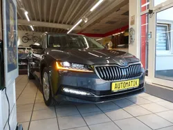 Grau Gebraucht 2019 Skoda Superb Style Kombi | 22.675 € (Fairer Preis)