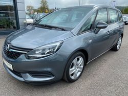 Grau Gebraucht 2017 Opel Zafira Van / Kleinbus | 10.950 € (Fairer Preis)