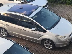 Silber Gebraucht 2009 Ford S-MAX S Van / Kleinbus | 3.999 € (Fairer Preis)