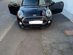 Schwarz Gebraucht 2017 Mini Cooper S Kleinwagen | 18.000 € (Fairer Preis)