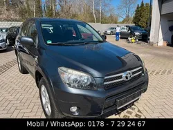 Grau Gebraucht 2007 Toyota RAV4 Sol SUV | 7.999 € (Etwas zu teuer)