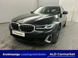 Schwarz Gebraucht 2021 BMW 530e Luxury Line Kombi | 29.980 € (Guter Preis)