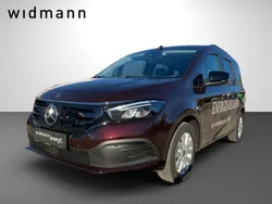 Rubellitrot metallic Gebraucht 2023 Mercedes EQT200 Van / Kleinbus | 33.320 € (Teuer)